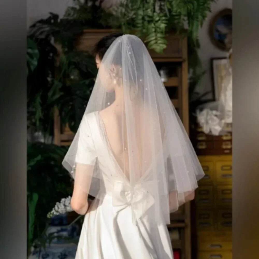 Short Pearl Beaded Short Wedding Veil